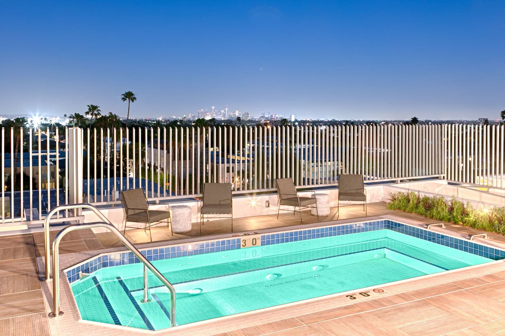 West Hollywood Apartment: 1001 N Fairfax Ave