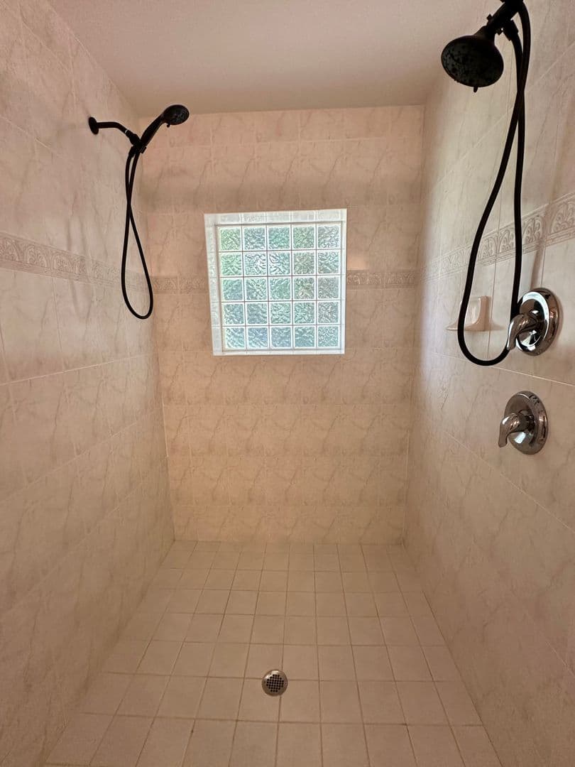 Cape Coral House: 300 SW 24th Pl