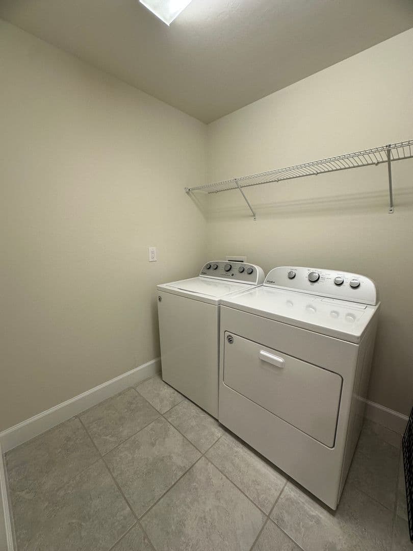 Fort Myers House: 9074 Bexley Dr