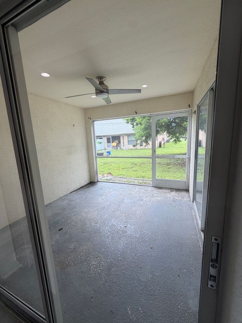 Cape Coral Apartment: 4704 Skyline Blvd