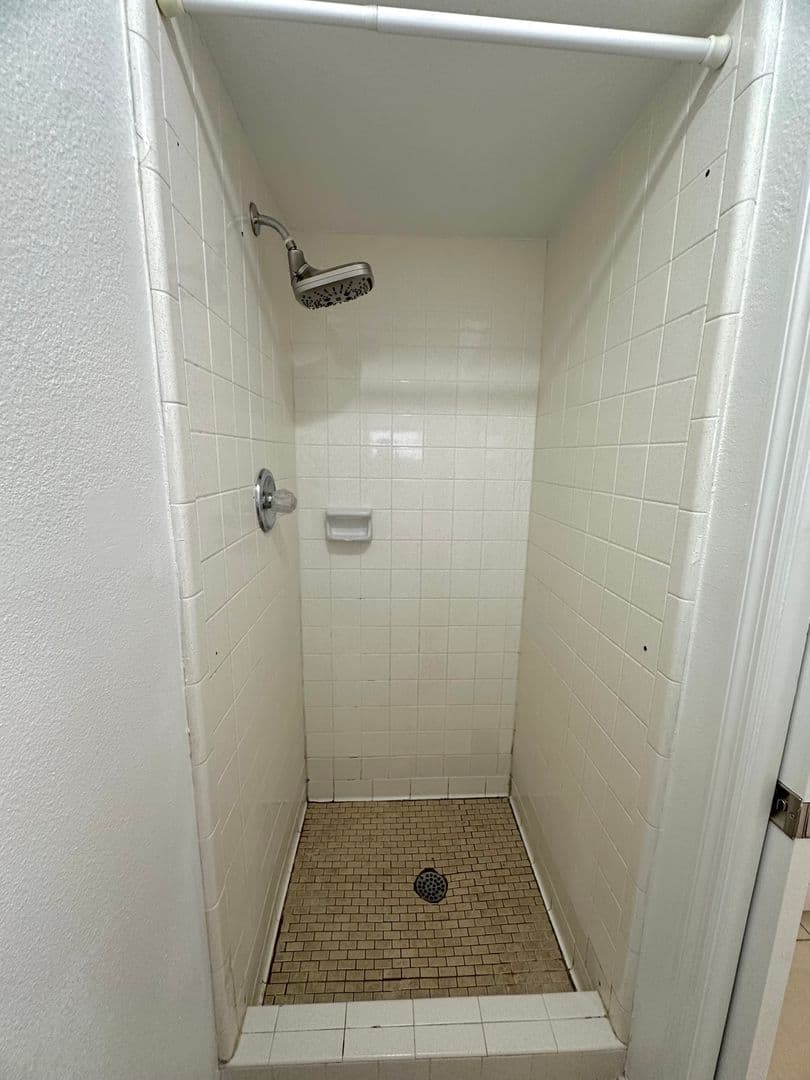 Cape Coral House: 443 Monterey Ave