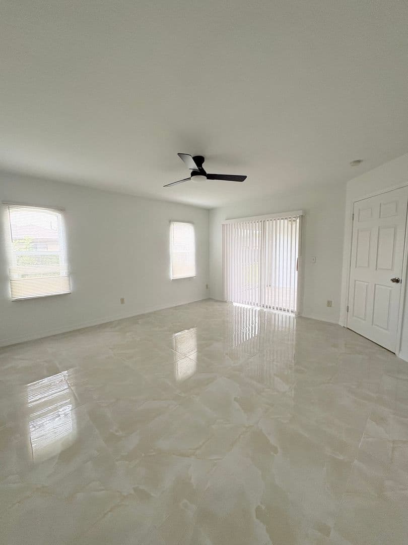 Cape Coral Apartment: 4704 Skyline Blvd