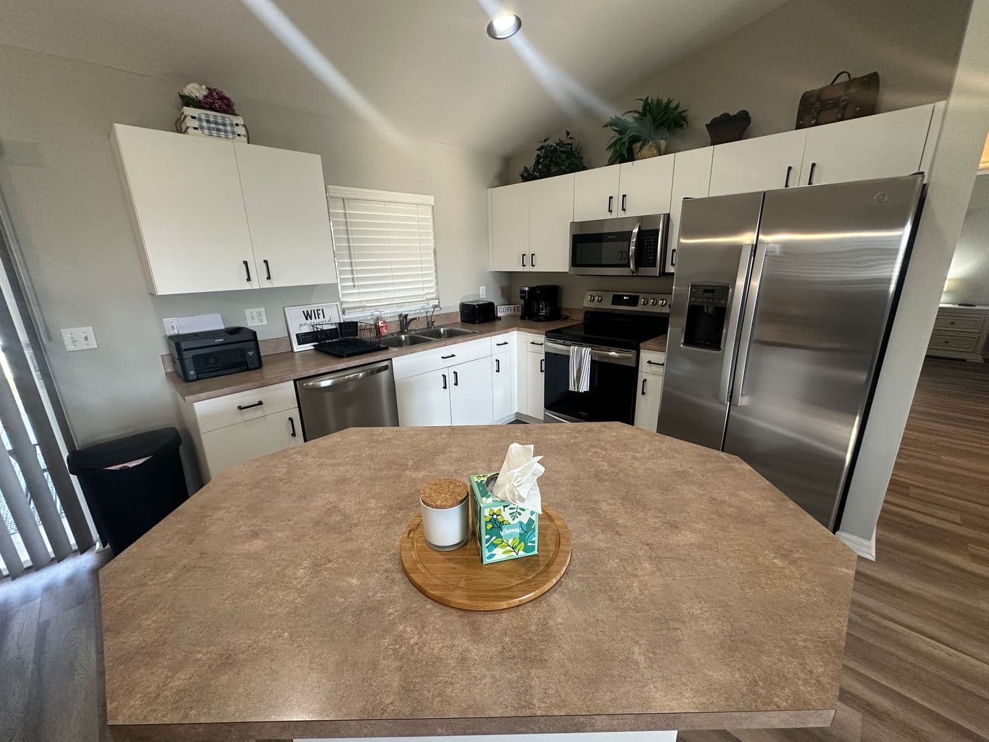 Cape Coral House: 128 NW 25th Pl
