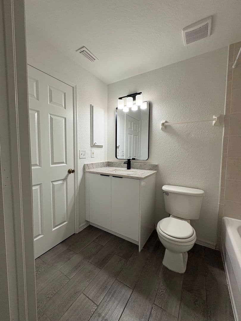 Cape Coral Apartment: 4704 Skyline Blvd