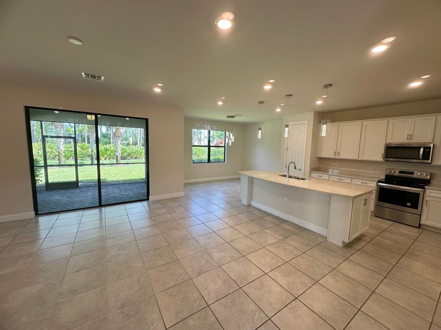 Fort Myers House: 9074 Bexley Dr