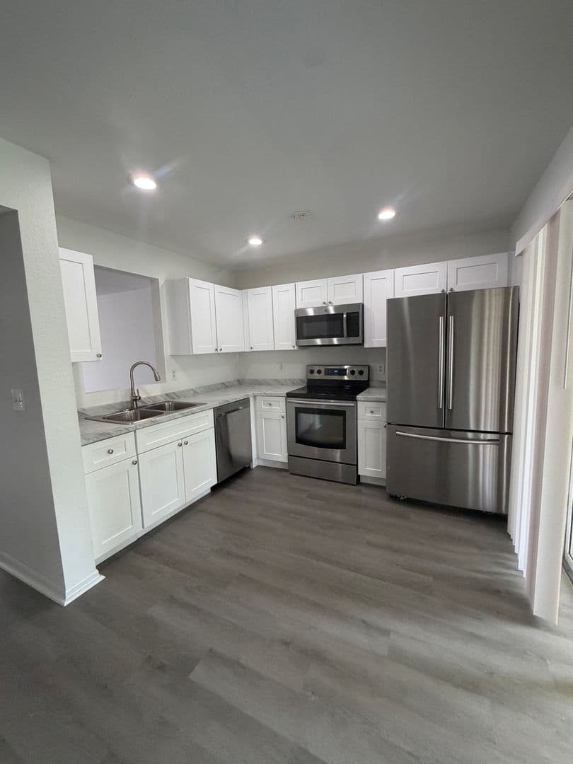 Cape Coral Apartment: 4704 Skyline Blvd