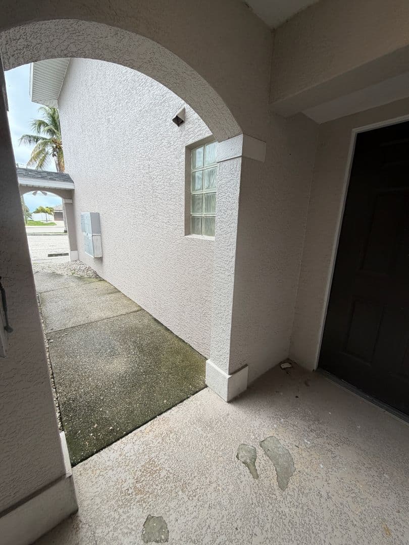 Cape Coral Apartment: 4704 Skyline Blvd