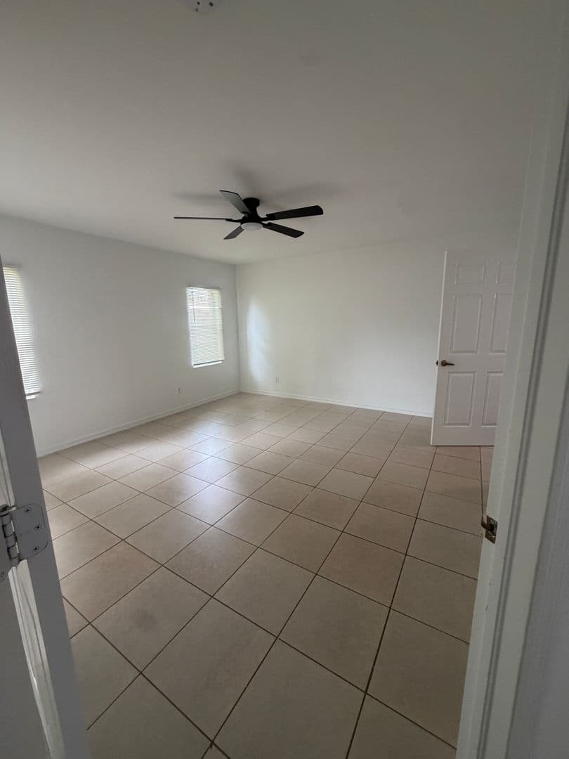Cape Coral Apartment: 4704 Skyline Blvd