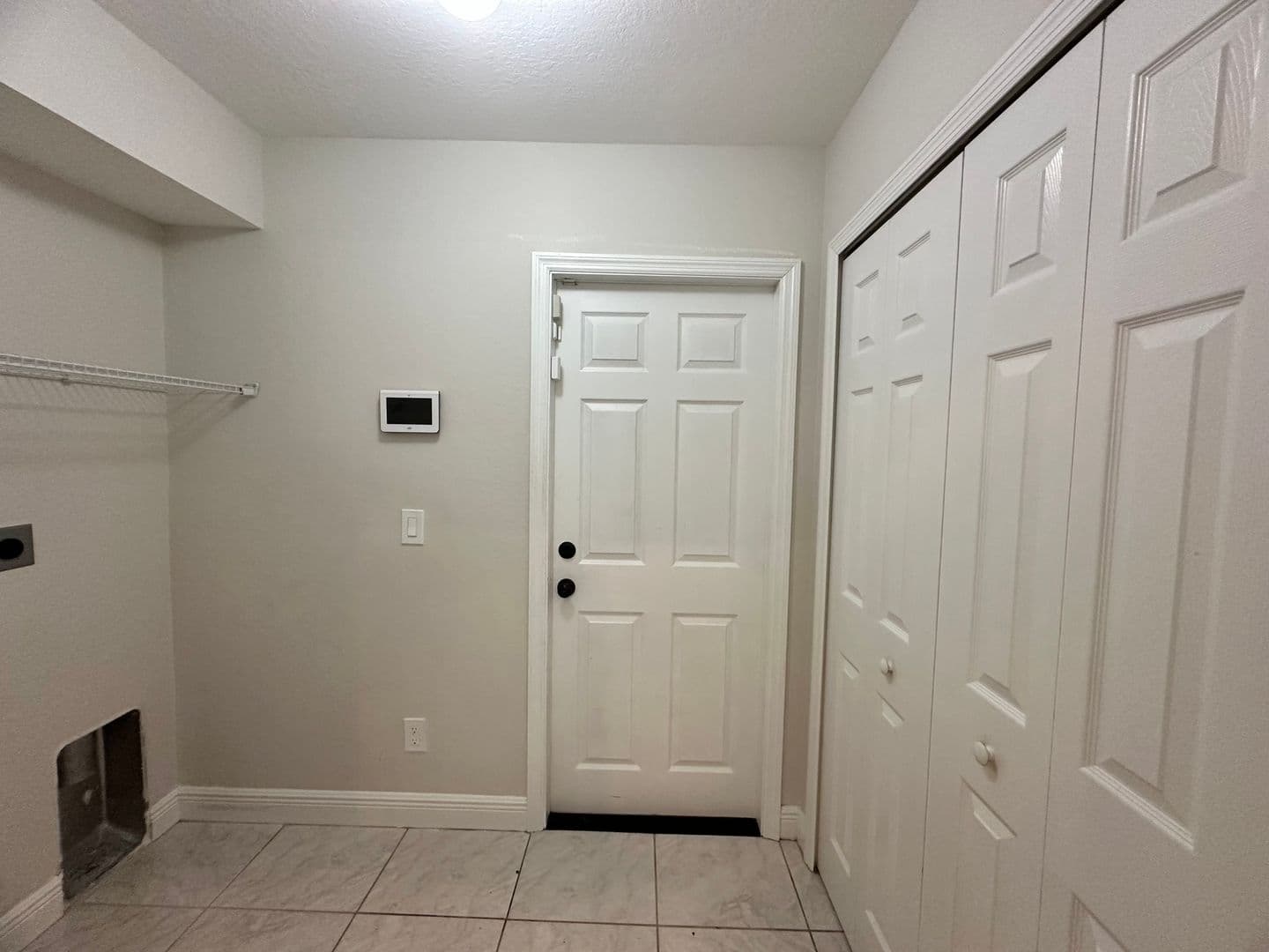 Cape Coral House: 300 SW 24th Pl