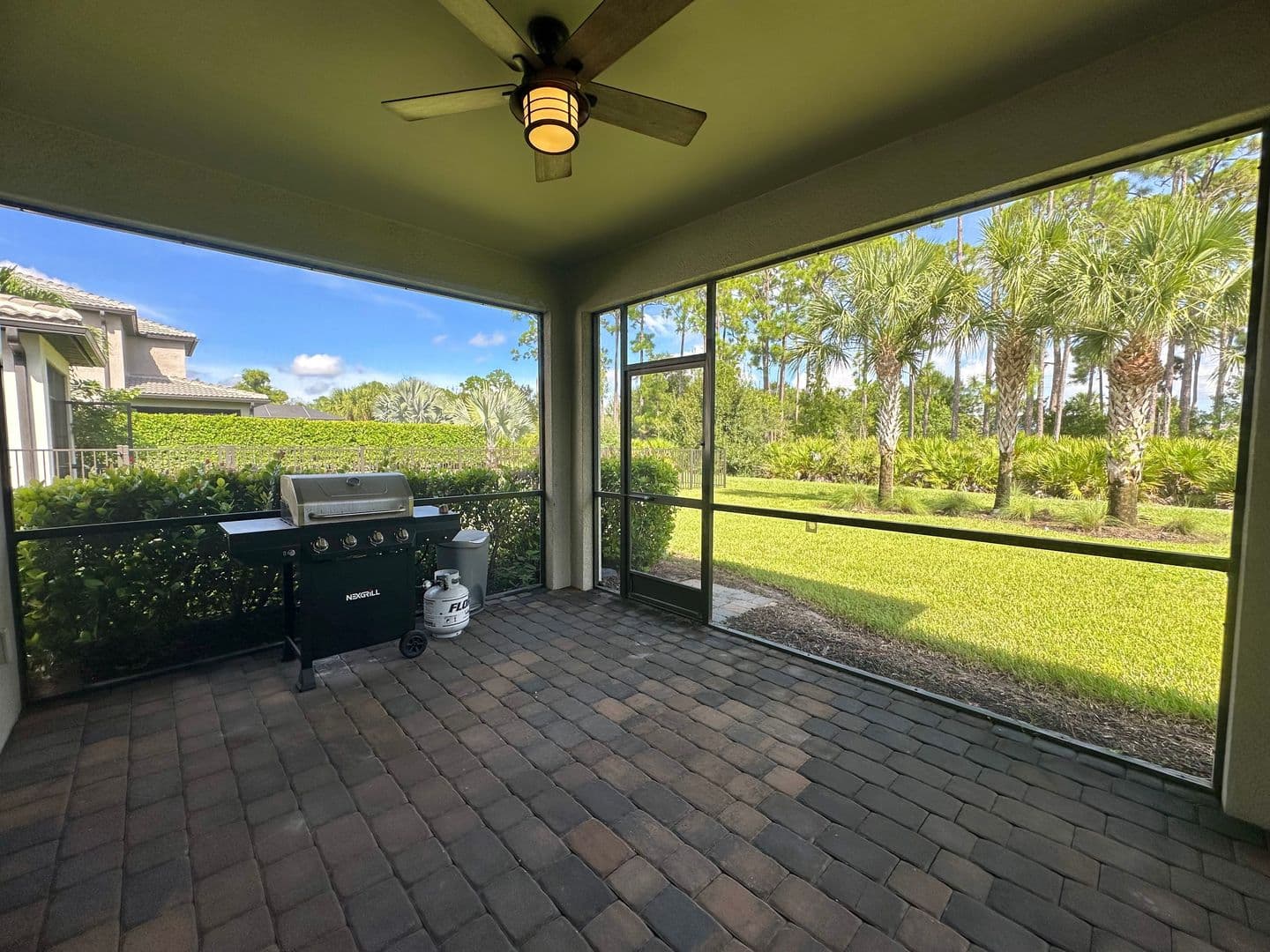 Fort Myers House: 9074 Bexley Dr