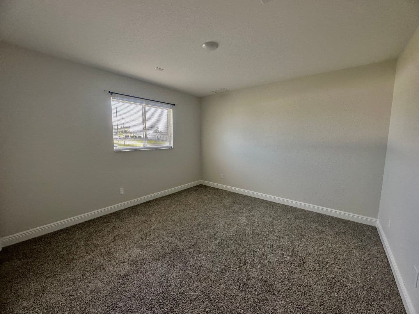 Cape Coral House: 300 SW 24th Pl