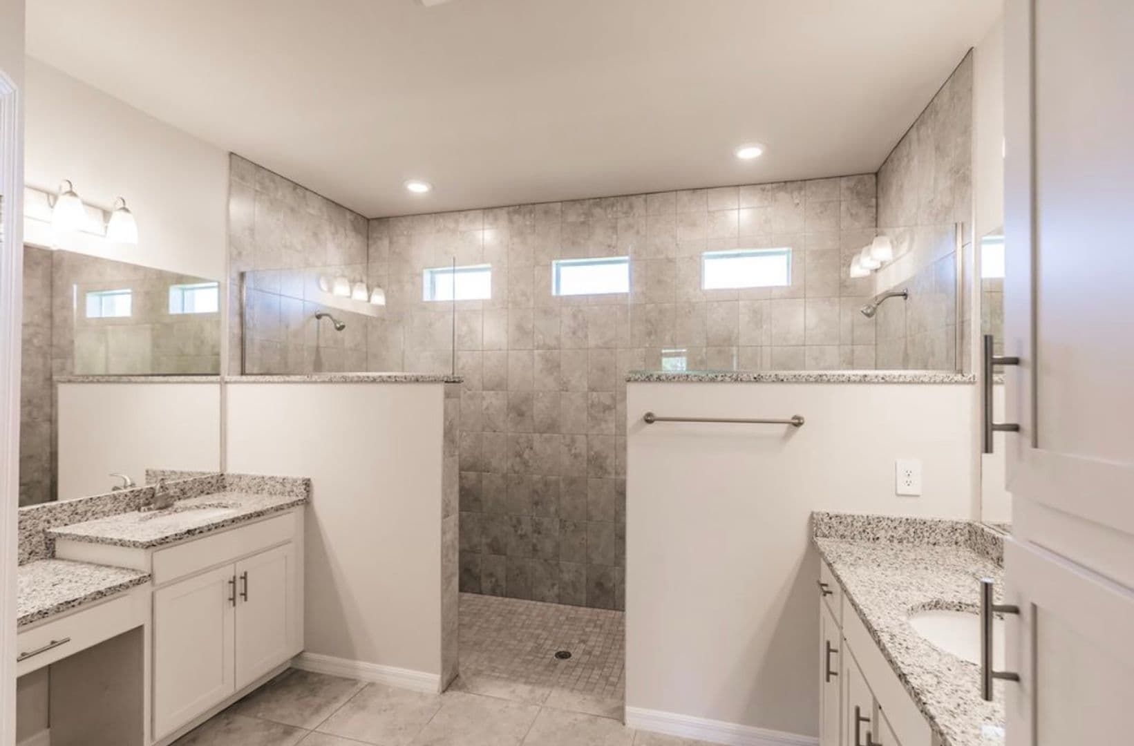 Cape Coral House: 1924 NE 20th Pl