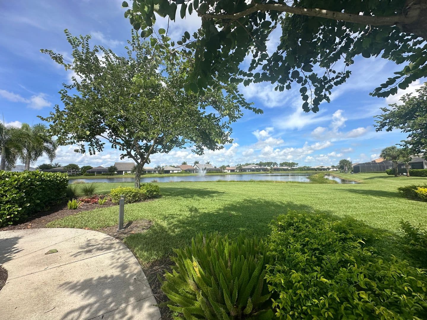 Fort Myers House: 9074 Bexley Dr