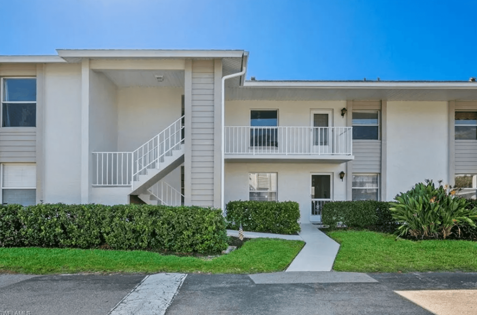 Naples Condo: 1357 Churchill Cir  #G202