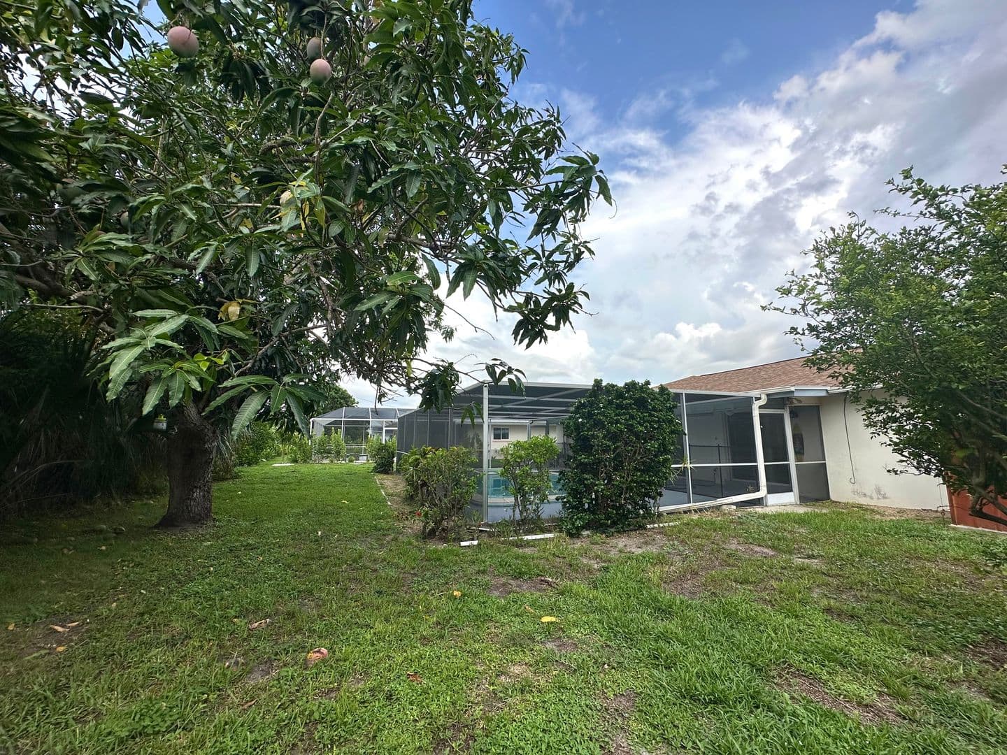 Cape Coral House: 443 Monterey Ave