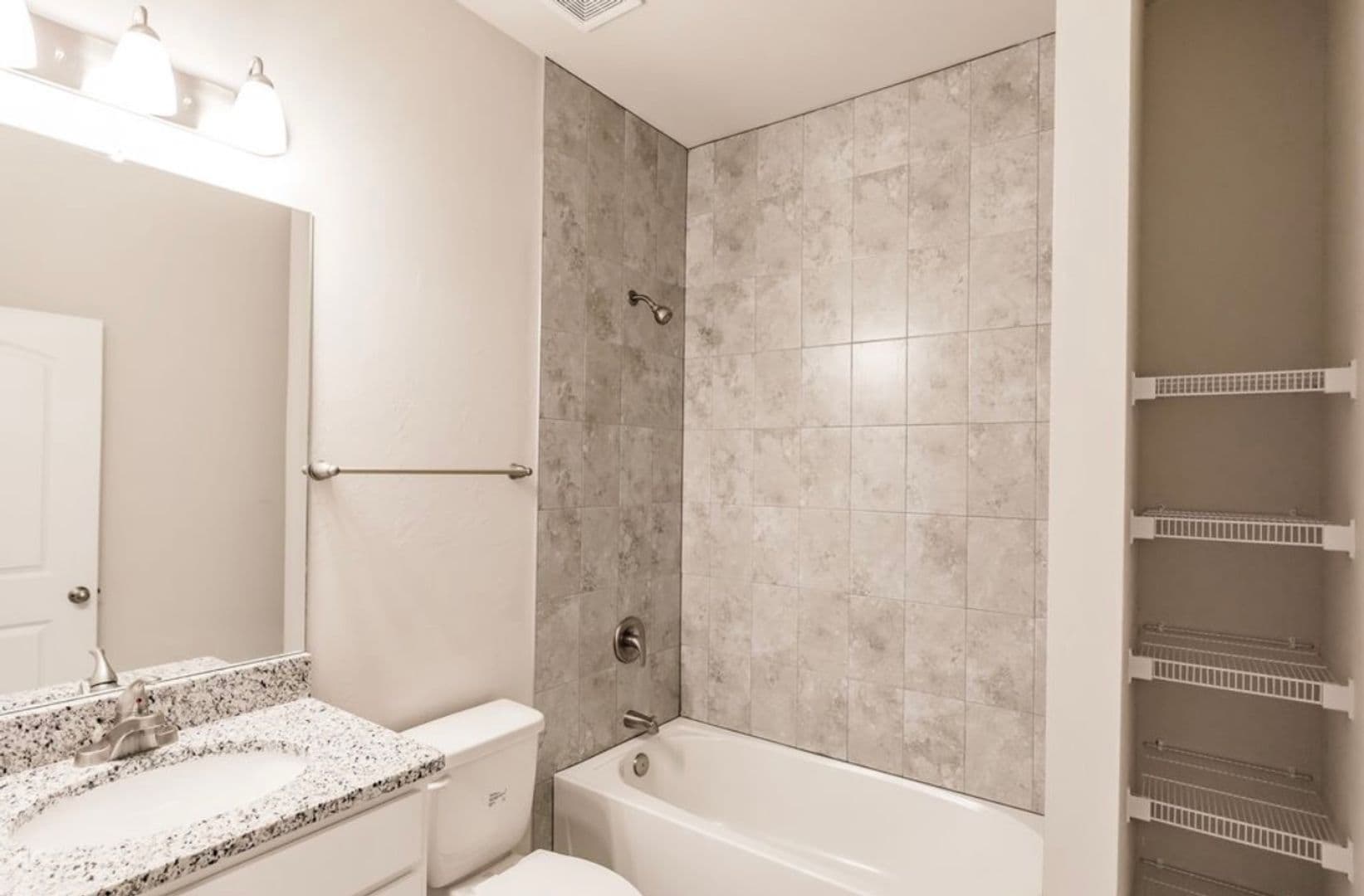 Cape Coral House: 1924 NE 20th Pl