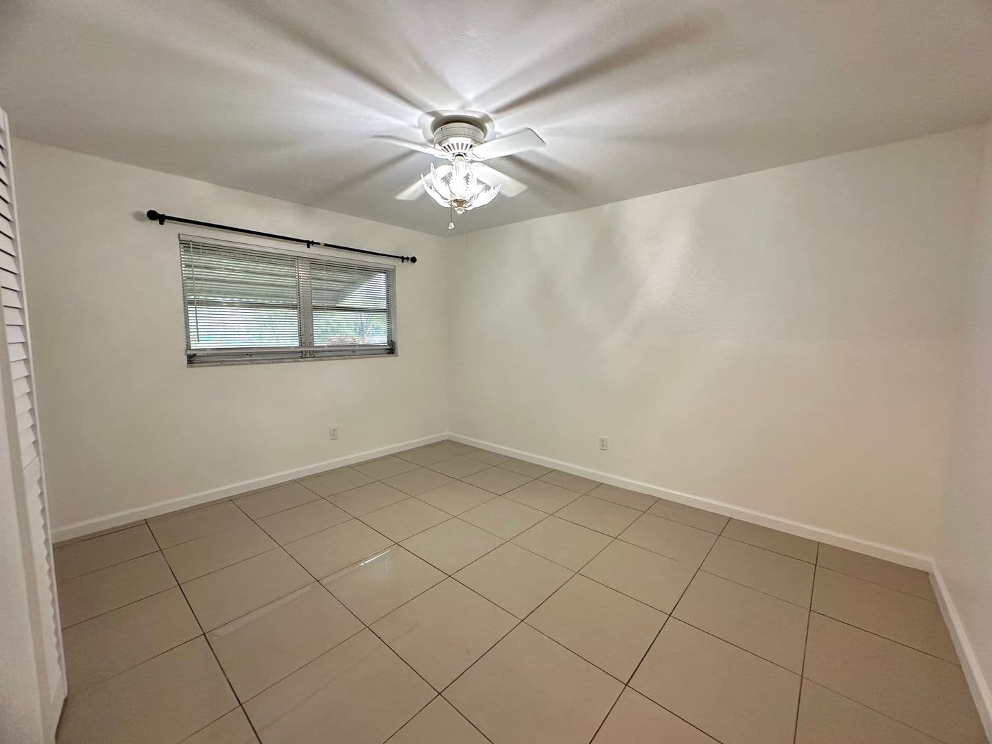 Cape Coral House: 443 Monterey Ave