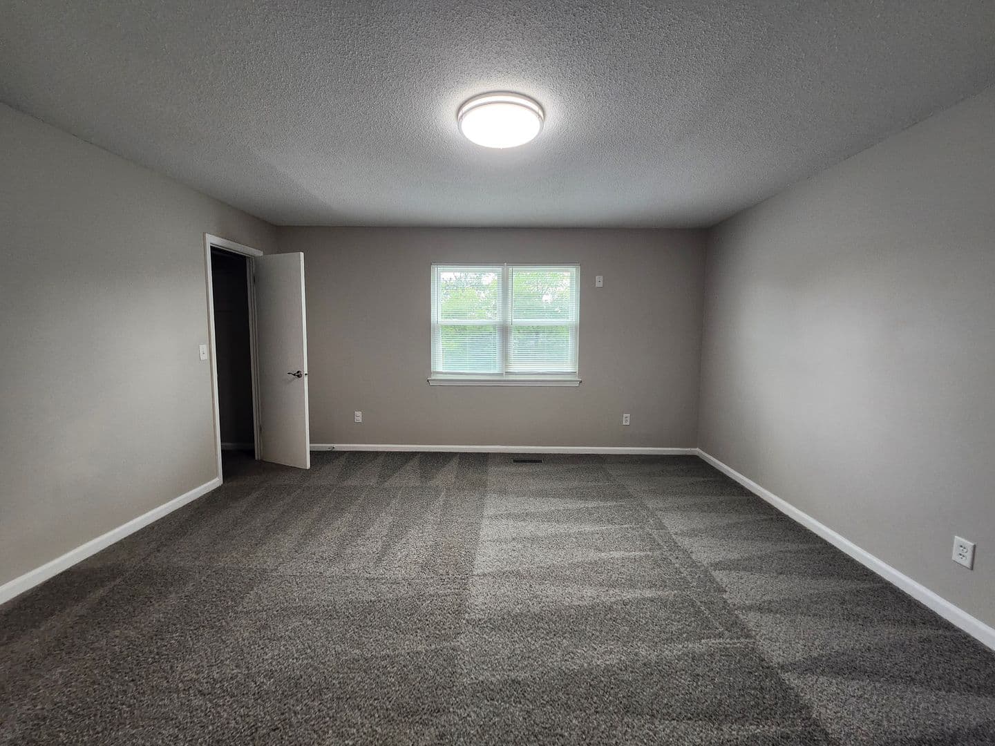 Chattanooga Apartment: 6221 Bonny Oaks Drive