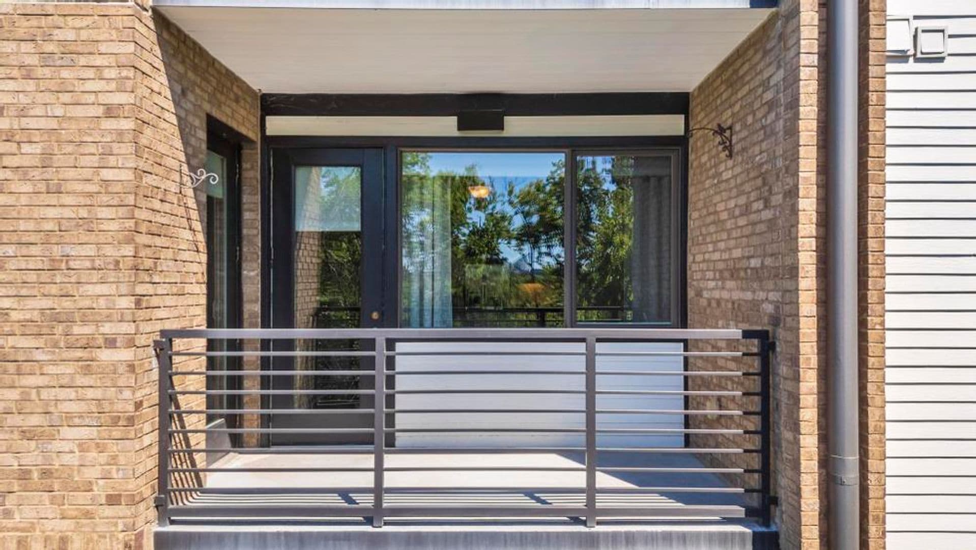 Chattanooga Apartment: 200 Manufacturers Road Unit 415
