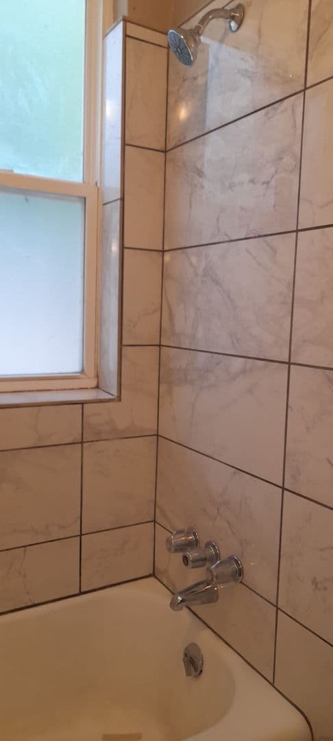 Chattanooga Apartment: 1205 W 50th Street