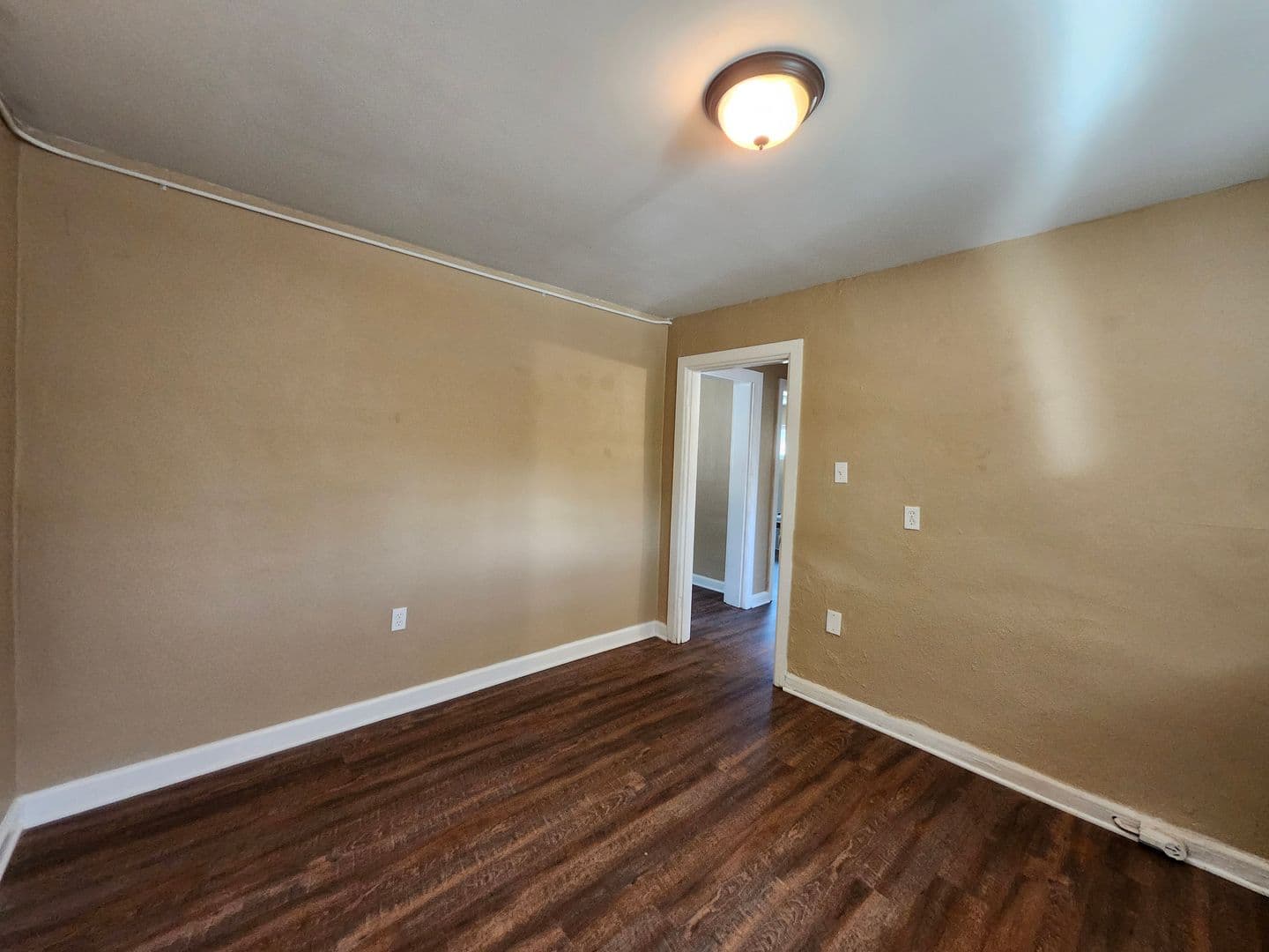 Chattanooga Apartment: 1906 Sharp Street