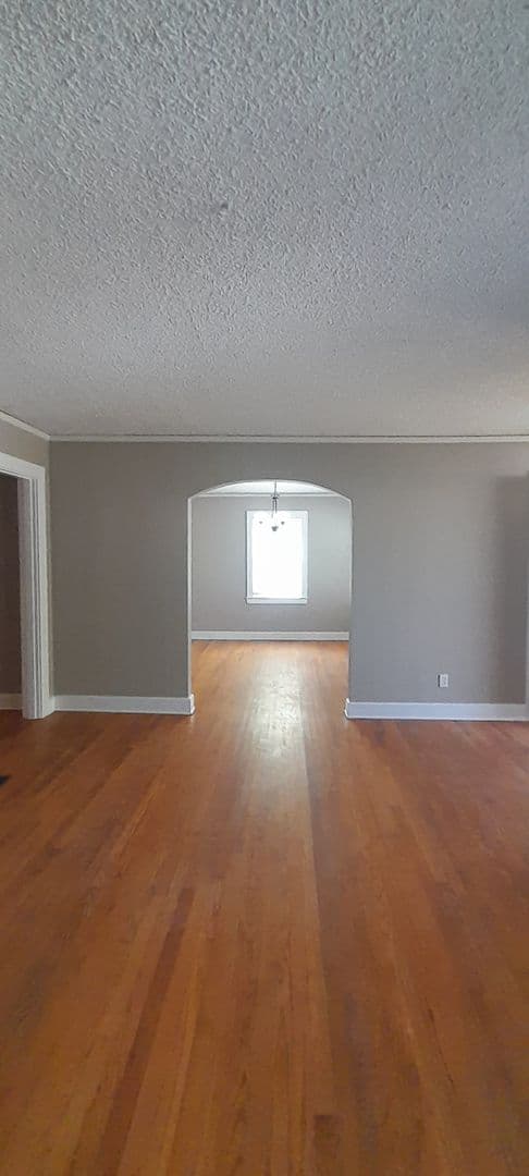 Chattanooga House: 202 N Howell Ave.