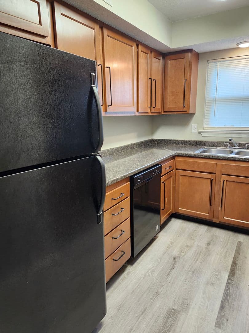 Hixson Apartment: 778 & 780 Winding Hills Lane