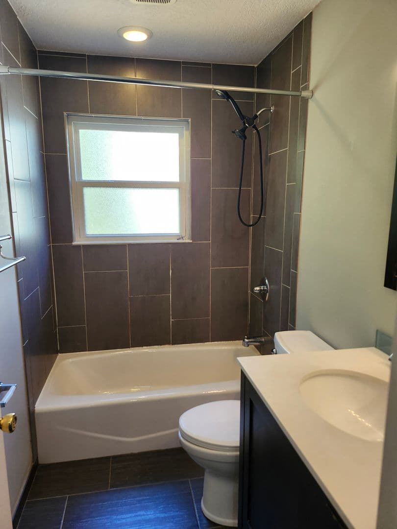 Hixson Apartment: 778 & 780 Winding Hills Lane