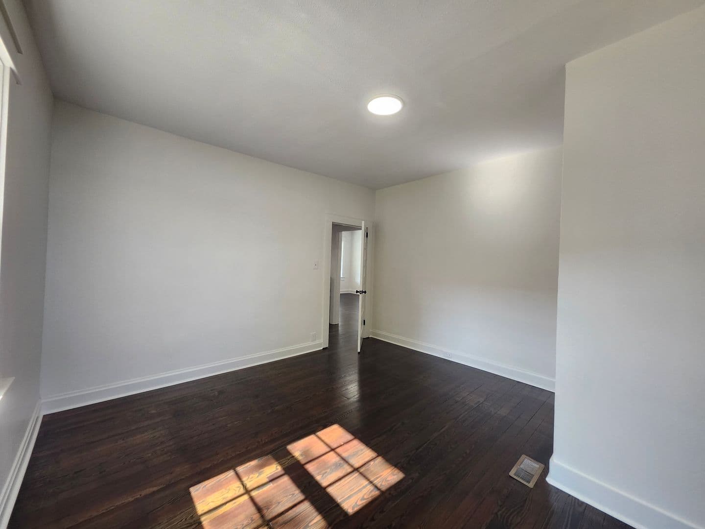 Rossville House: 114 Wilson Street