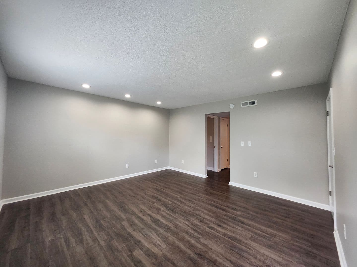 Chattanooga Apartment: 6221 Bonny Oaks Drive