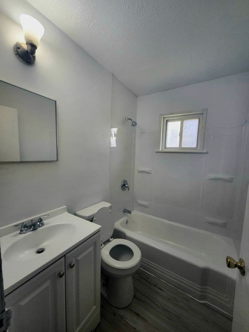 Chattanooga Apartment: 1708 Walker Ave