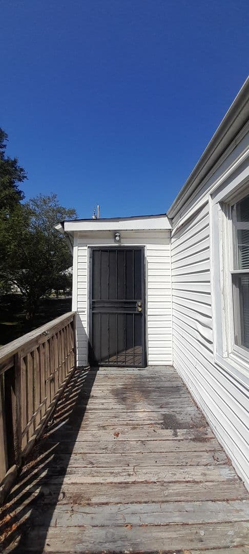 Chattanooga House: 202 N Howell Ave.
