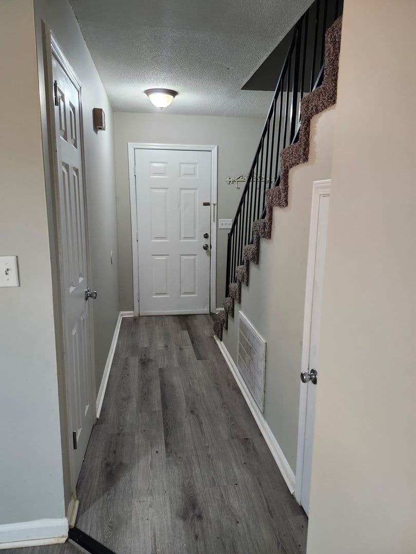 Hixson Apartment: 778 & 780 Winding Hills Lane