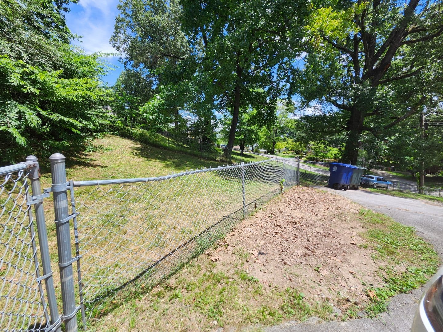 Chattanooga House: 2081 Mae Dell Road