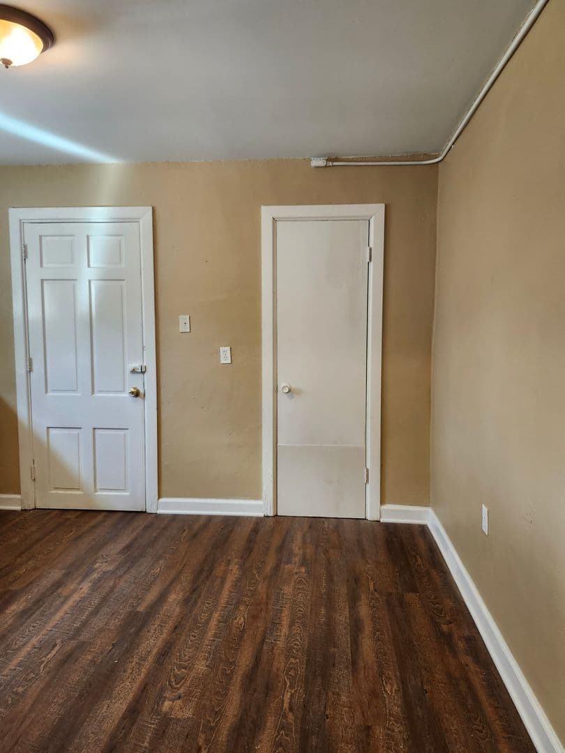 Chattanooga Apartment: 1906 Sharp Street
