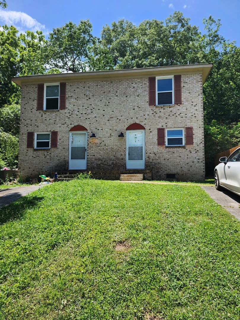 Hixson Apartment: 778 & 780 Winding Hills Lane