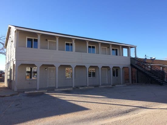 HOBBS Apartment: 312-318 E ST. ANNE PL