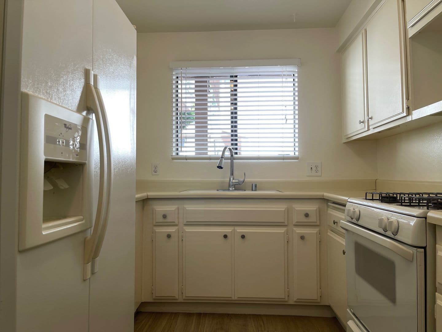 Sherman Oaks House: 15215 Magnolia Blvd. #118