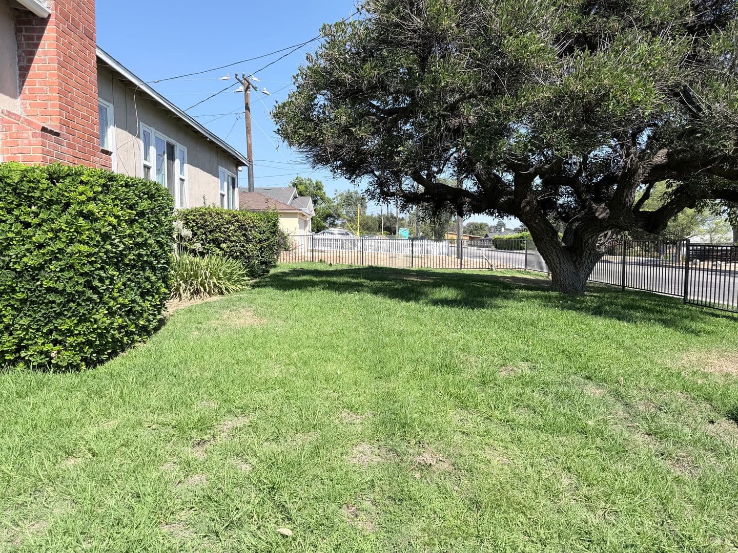 Altadena House: 3082 Thurin Avenue