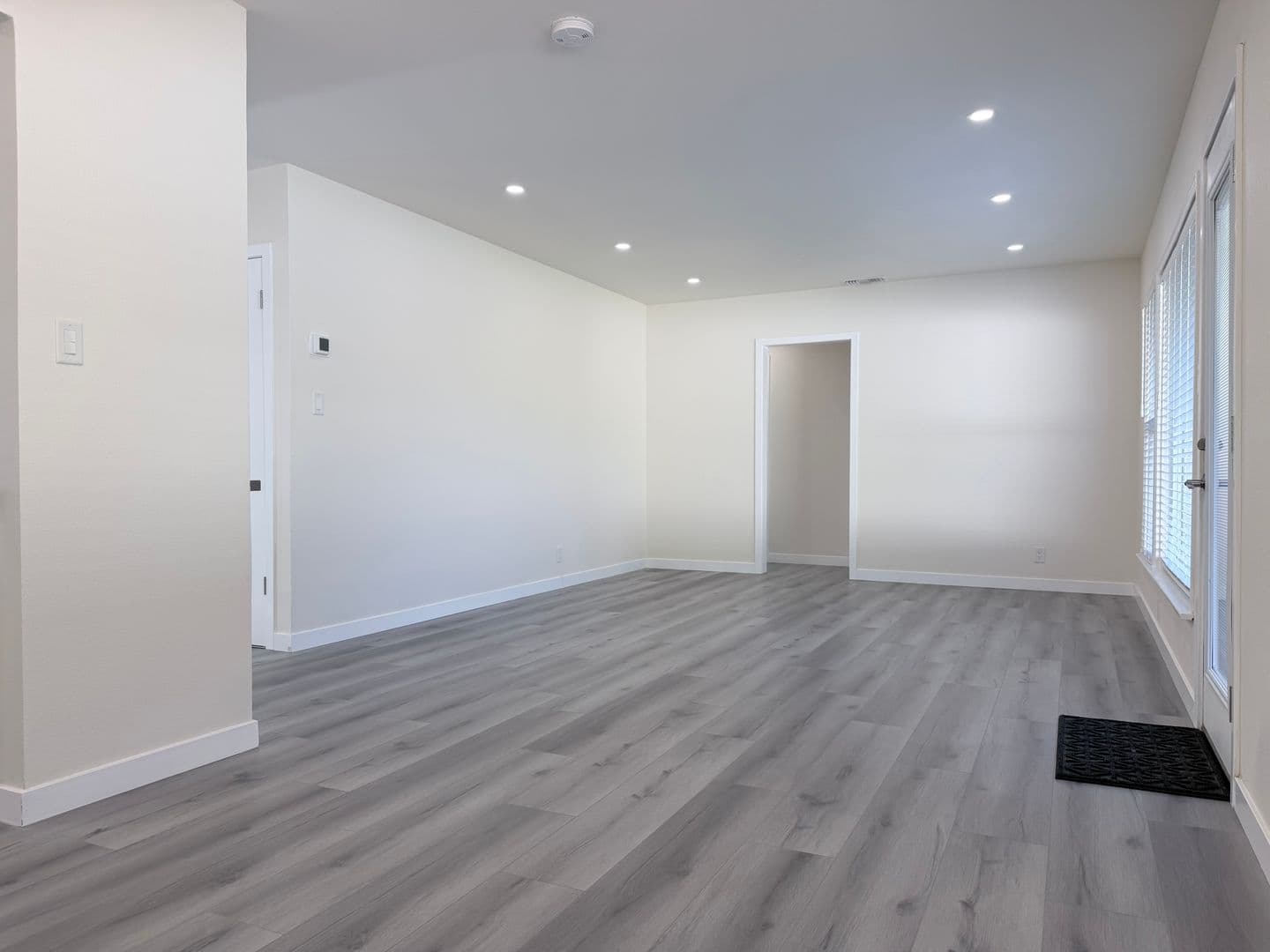Van Nuys House: 6459 Forbes Avenue