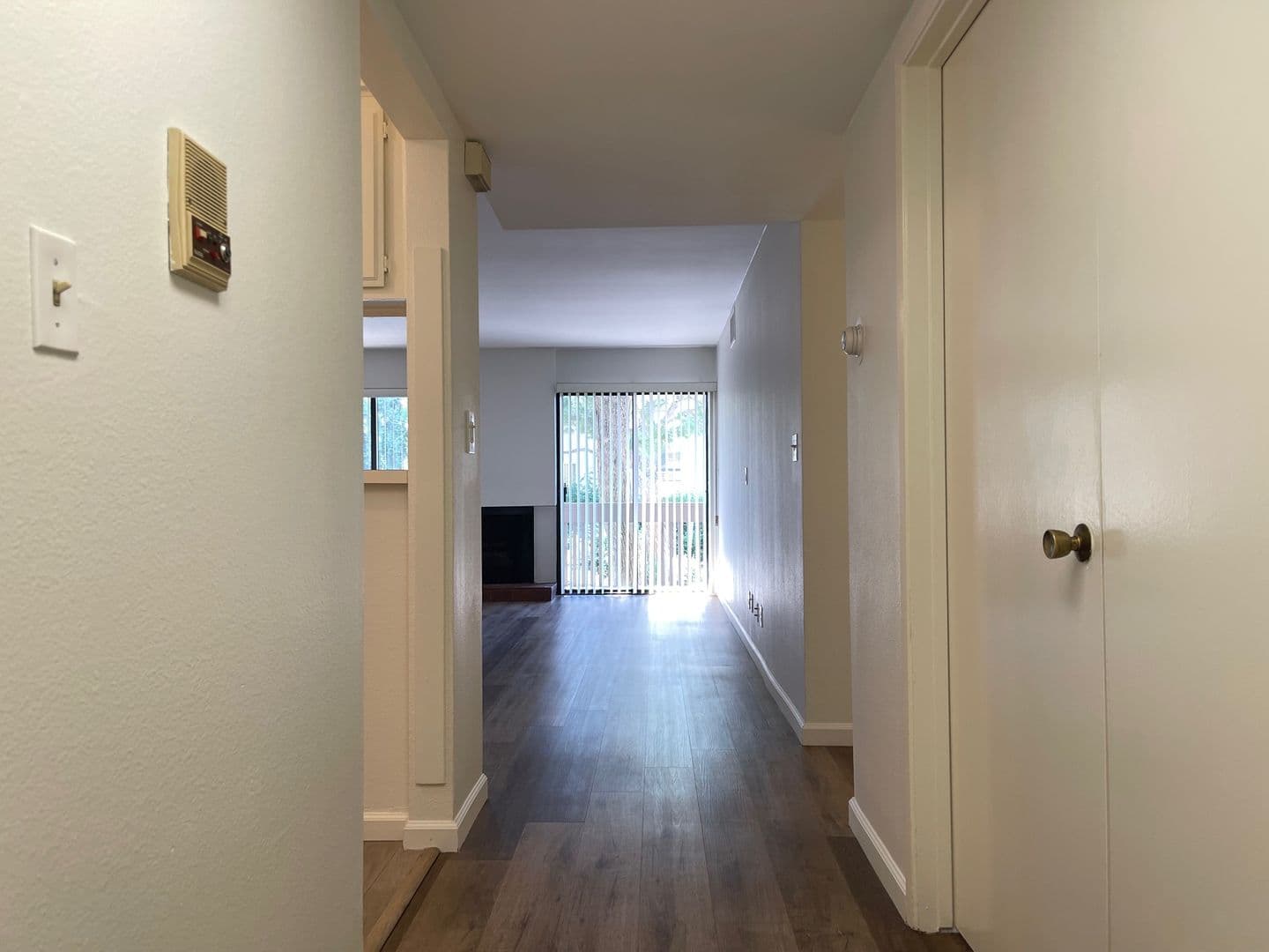 Sherman Oaks House: 15215 Magnolia Blvd. #118