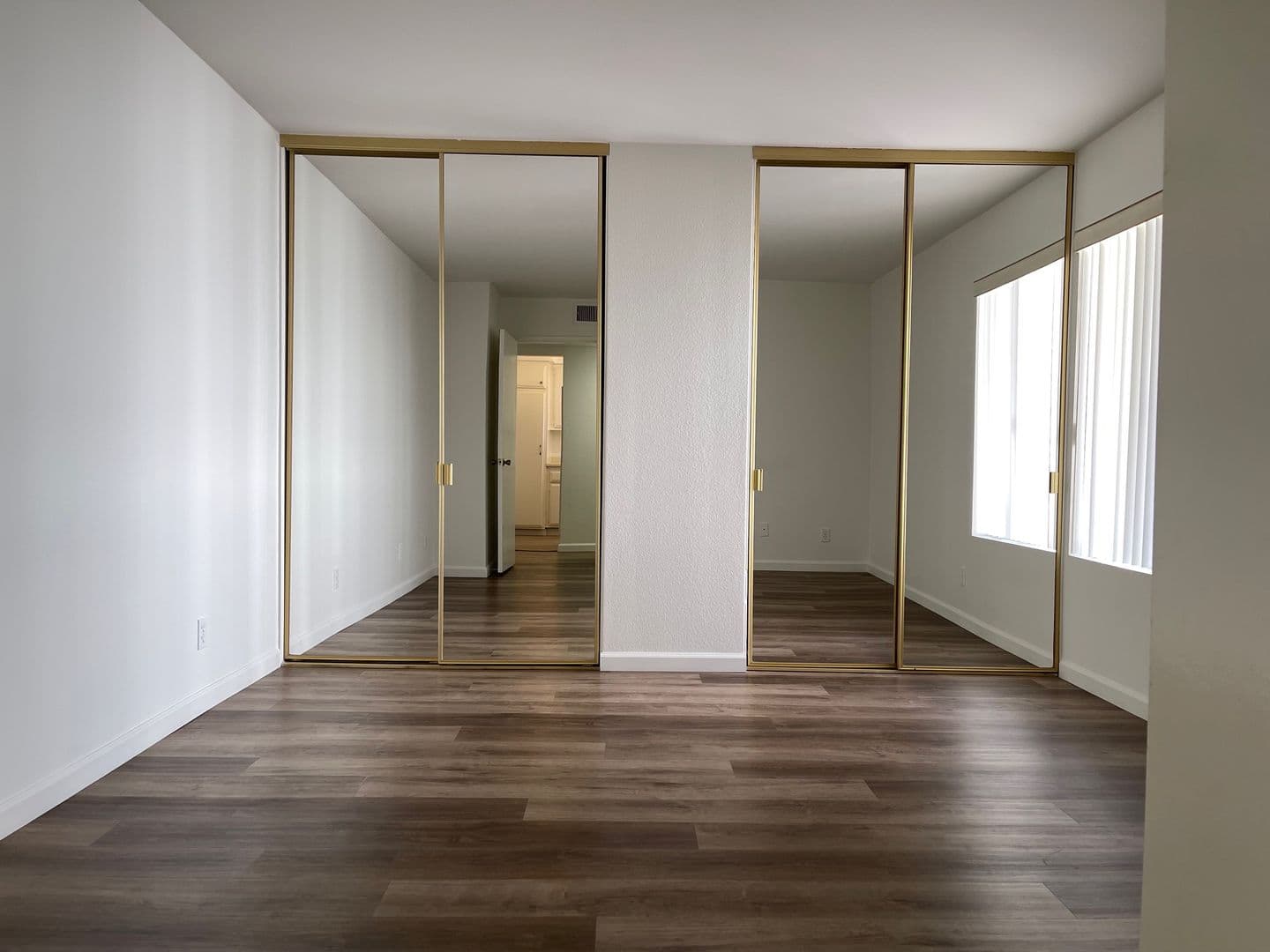 Sherman Oaks House: 15215 Magnolia Blvd. #118