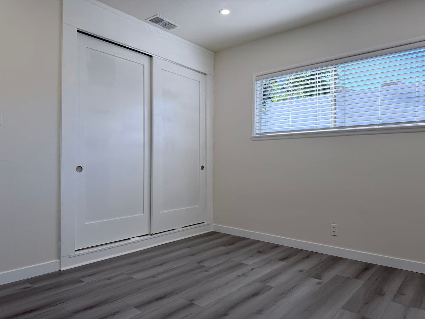 Van Nuys House: 6459 Forbes Avenue