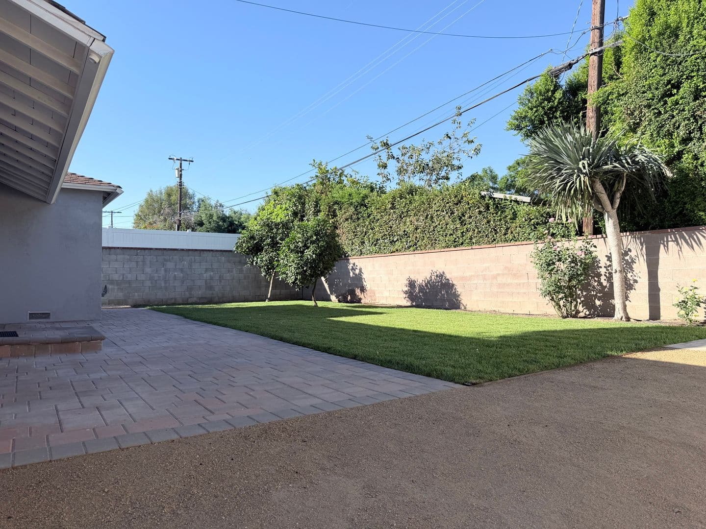 Van Nuys House: 6459 Forbes Avenue