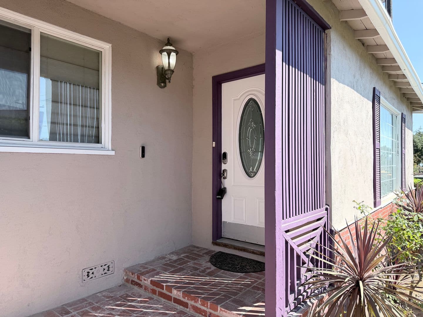 Altadena House: 3082 Thurin Avenue
