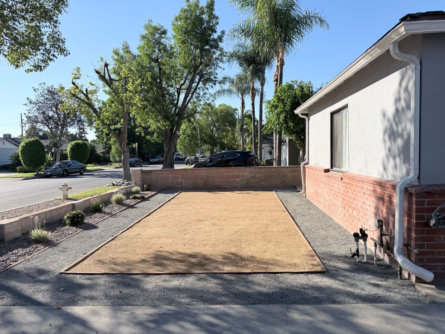Van Nuys House: 6459 Forbes Avenue
