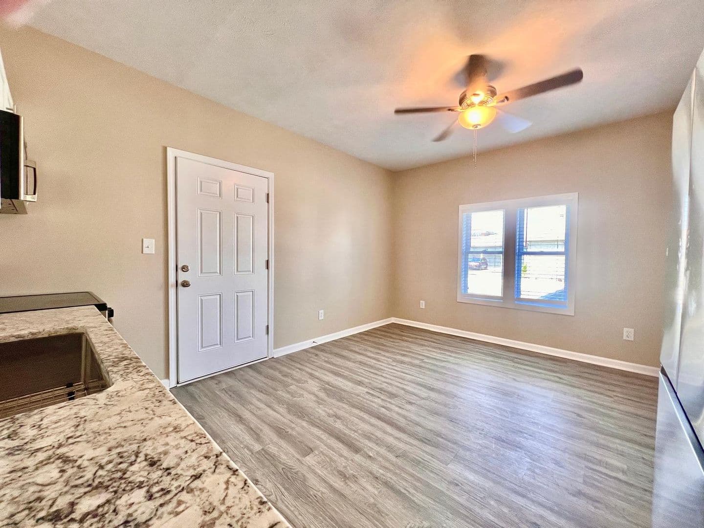 Mishawaka Apartment: 315/319 w 3rd St
