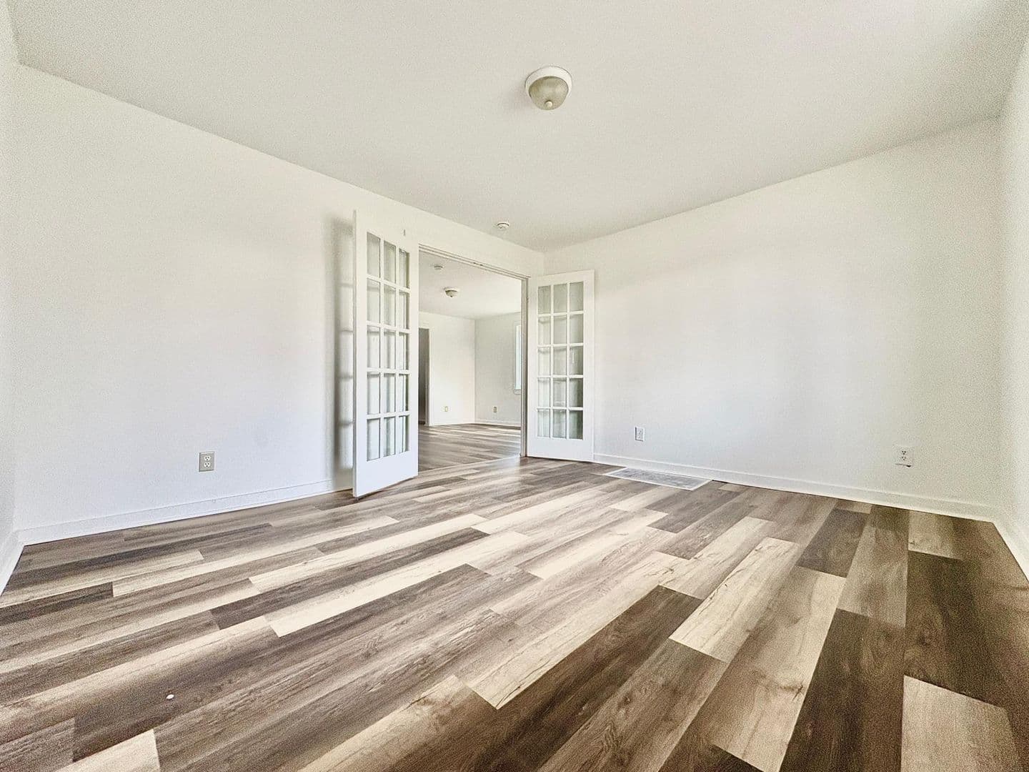 South Bend House: 2117 Bertrand St