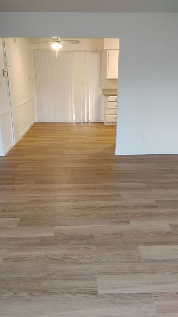 Rancho Cordova Apartment: 10442 Coloma Rd.