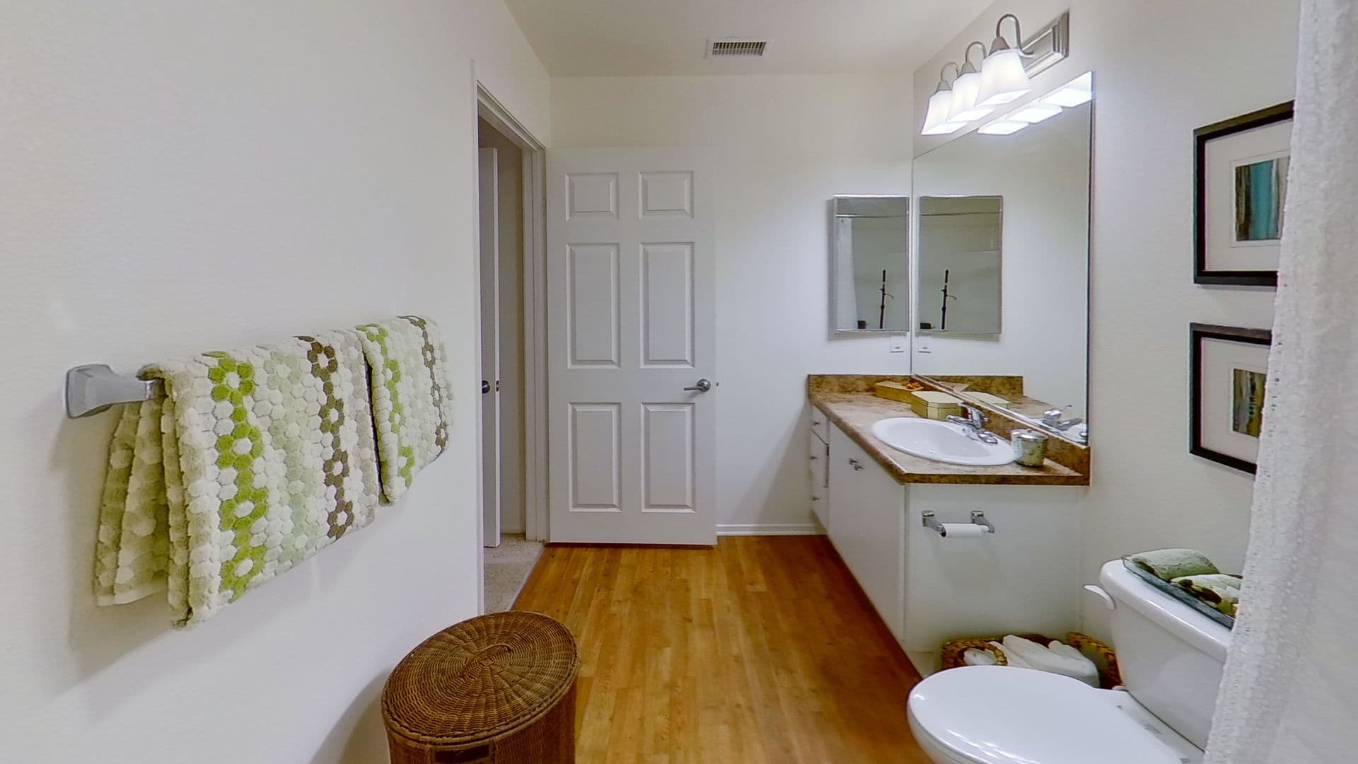 Menifee Apartment: 28155 Encanto Dr.